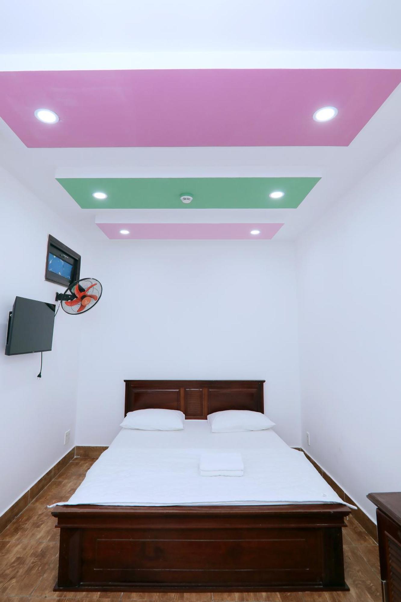Khach San Sao Mai Xanh - Sao Mai Xanh Hotel Ho Chi Minh City Exterior photo