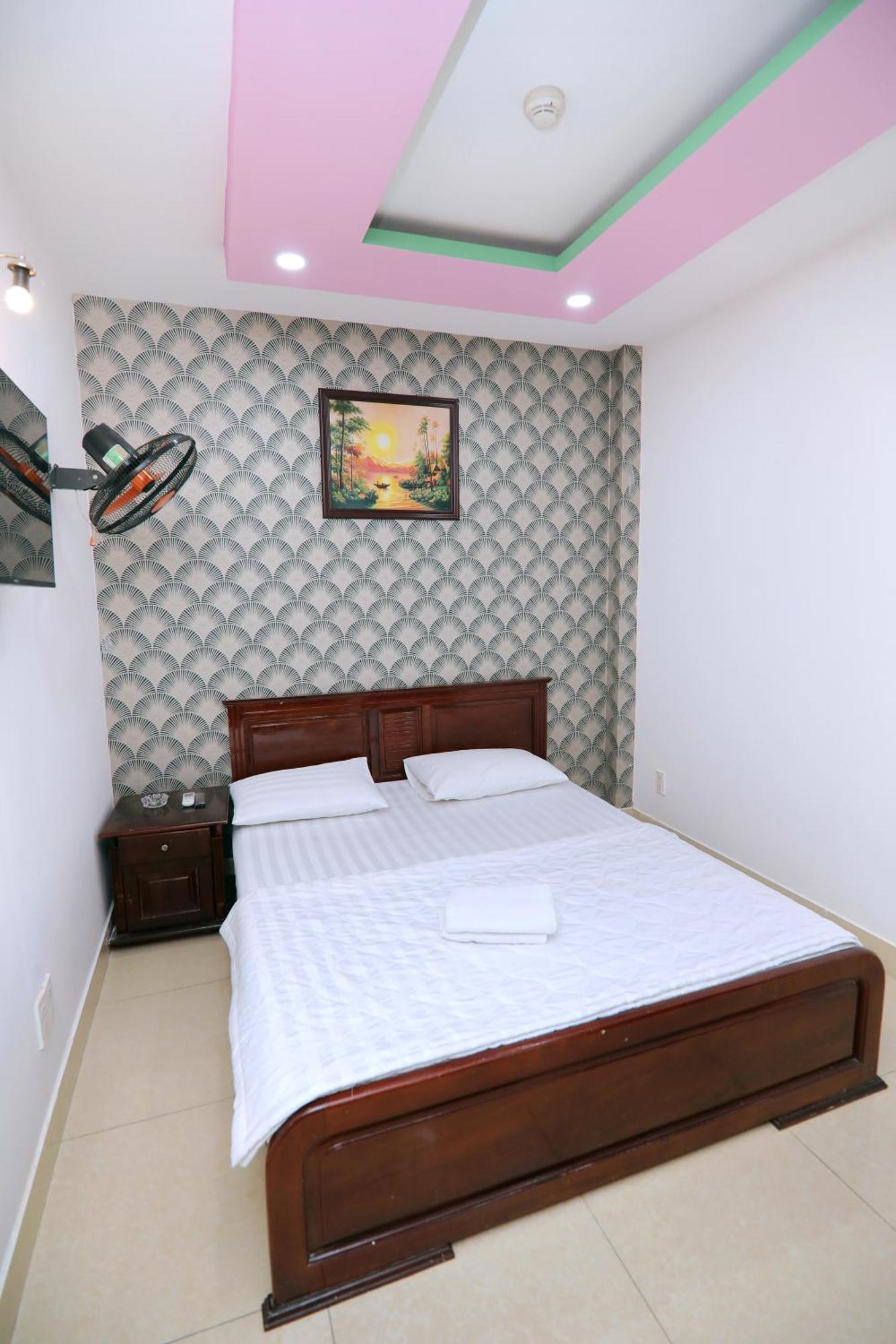 Khach San Sao Mai Xanh - Sao Mai Xanh Hotel Ho Chi Minh City Exterior photo